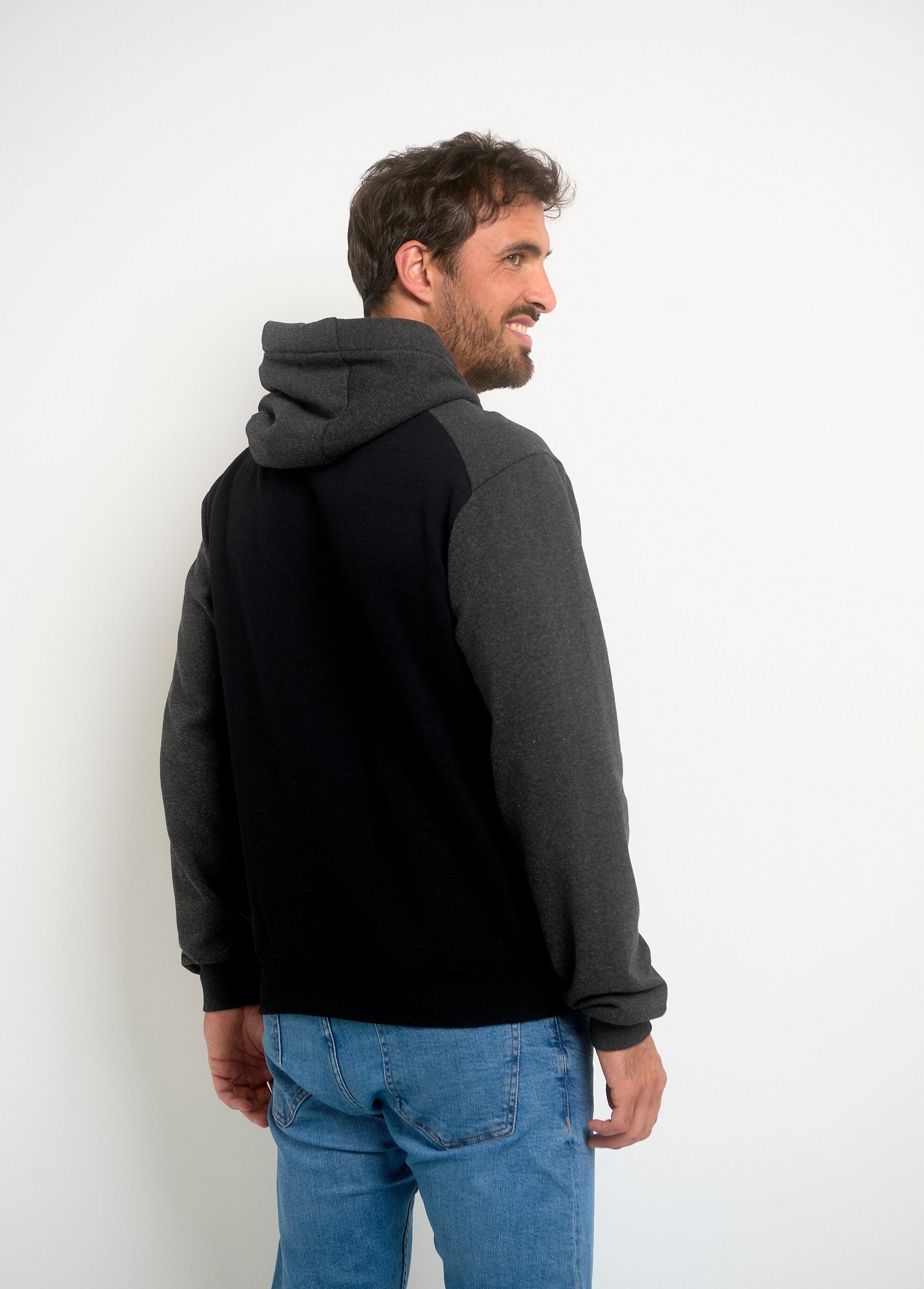 Sudadera_con_capucha_y_logotipo_vintage_Negro_DO1_slim