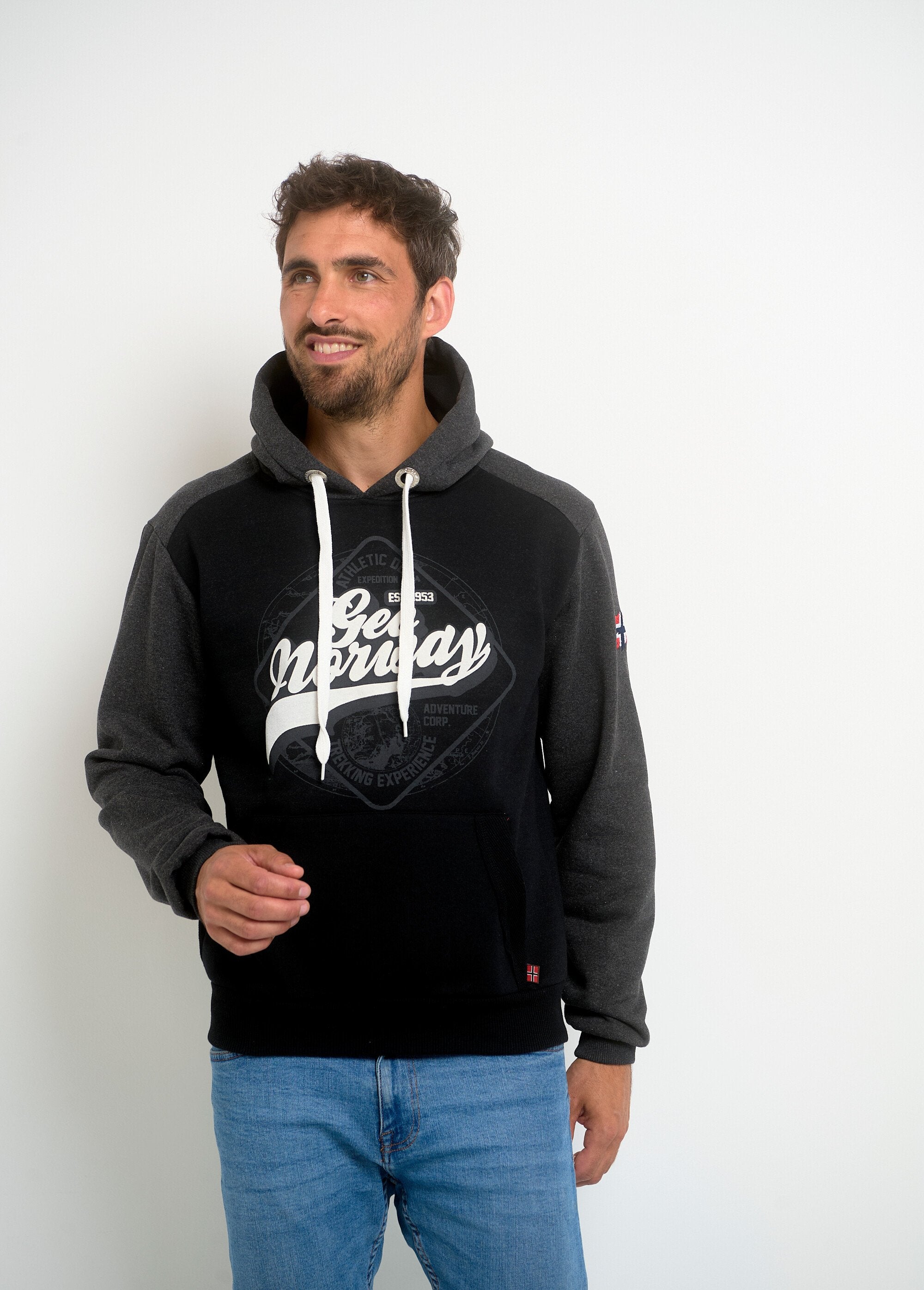Sudadera_con_capucha_y_logotipo_vintage_Negro_FA1_slim