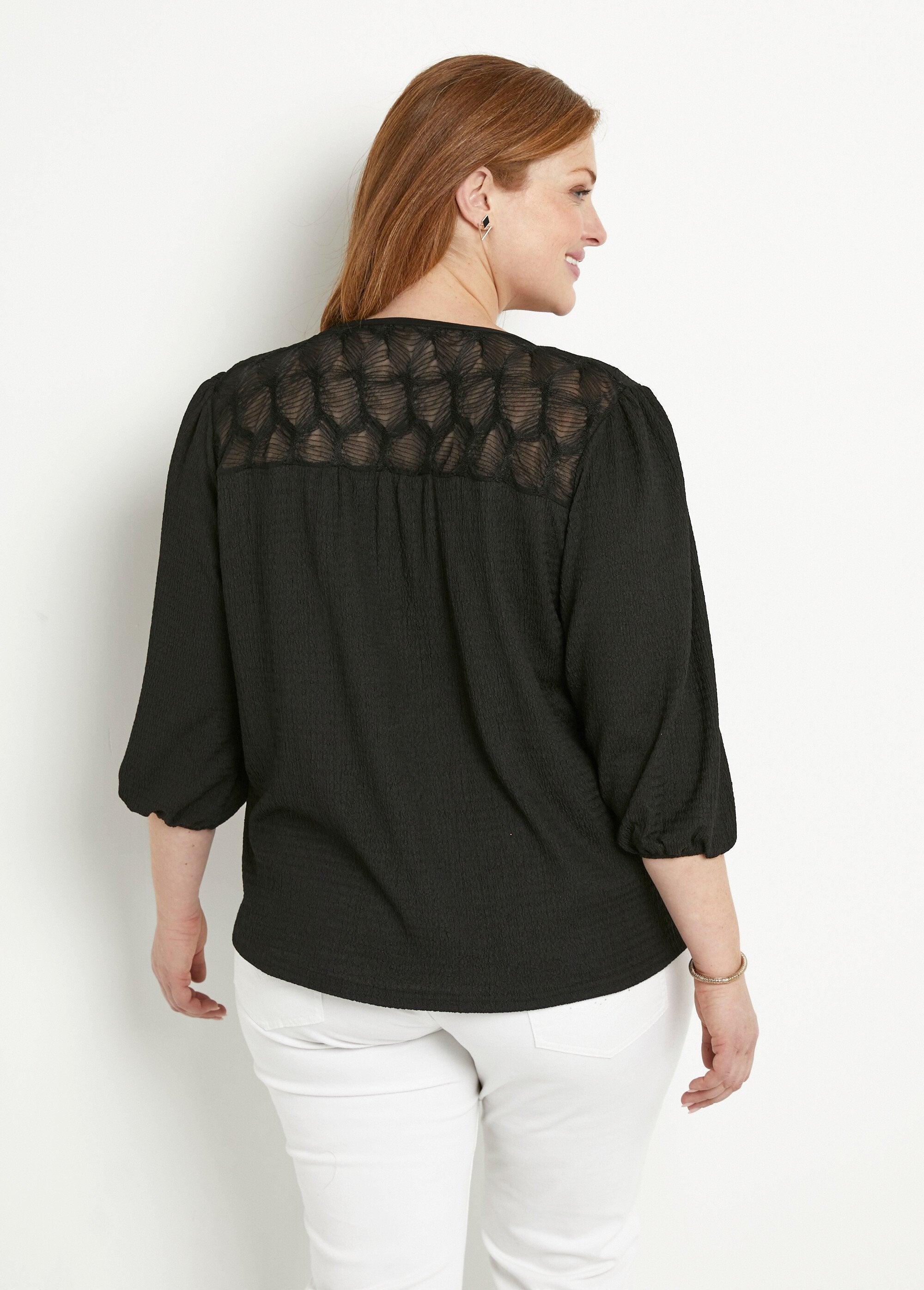 Camiseta_de_cuello_en_V_con_mangas_3/4_de_voile_Negro_DO1_curvy