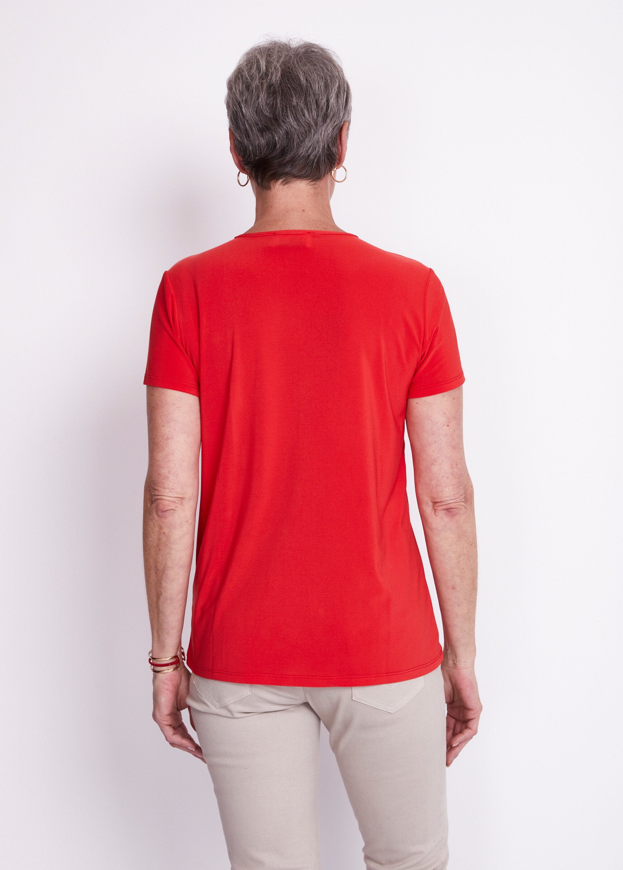 Camiseta_de_punto_elástico_con_escote_fantasía_Rojo_DO1_slim