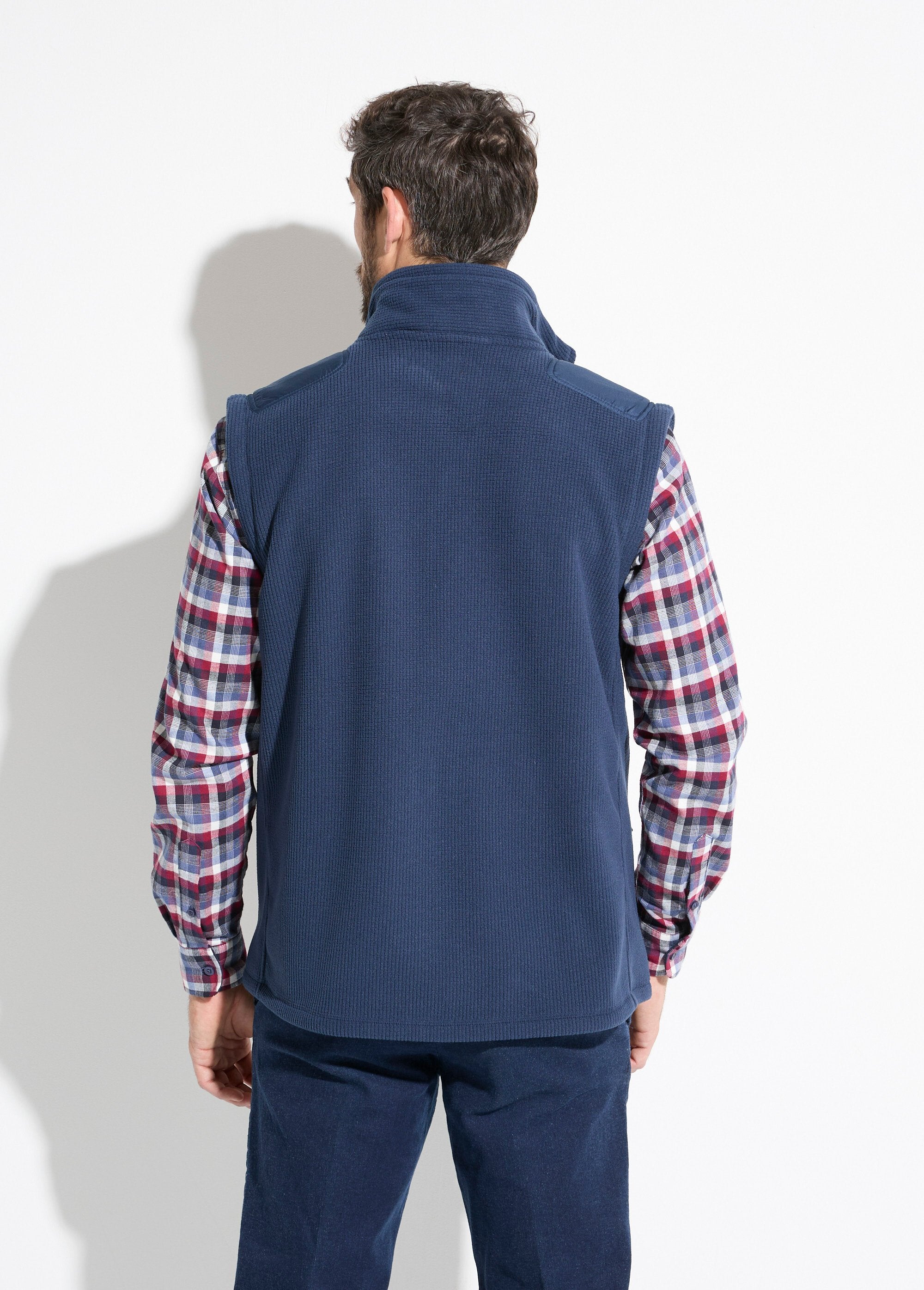 Chaqueta_polar_sin_mangas_con_cuello_alto_Marina_DO1_slim
